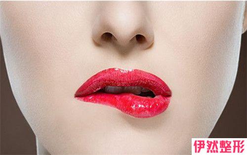 厚唇矫正果与哪些因素有关