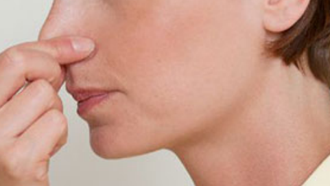 硅胶假体隆鼻和玻尿酸隆鼻哪个好?有什么区别?